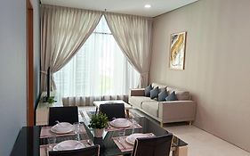 Soho Suites Klcc By Minsha